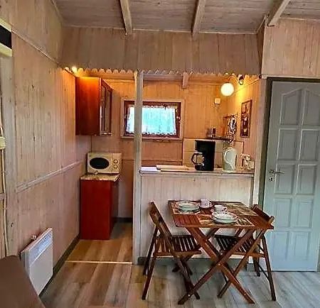 2 Bursztyny Lodge *